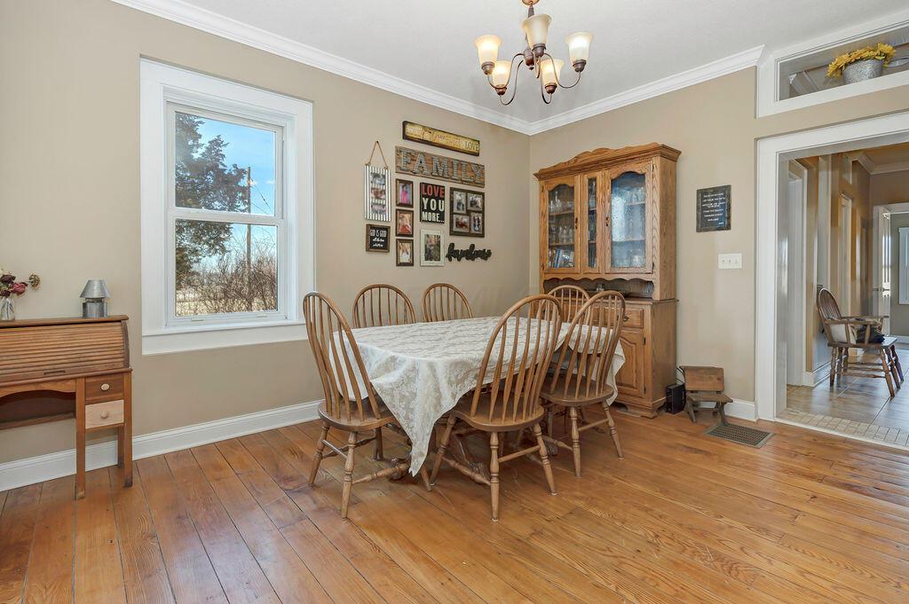12775 Center Village Road Galena, OH 43021 - Photo 41 of 84 29-DiningRoom