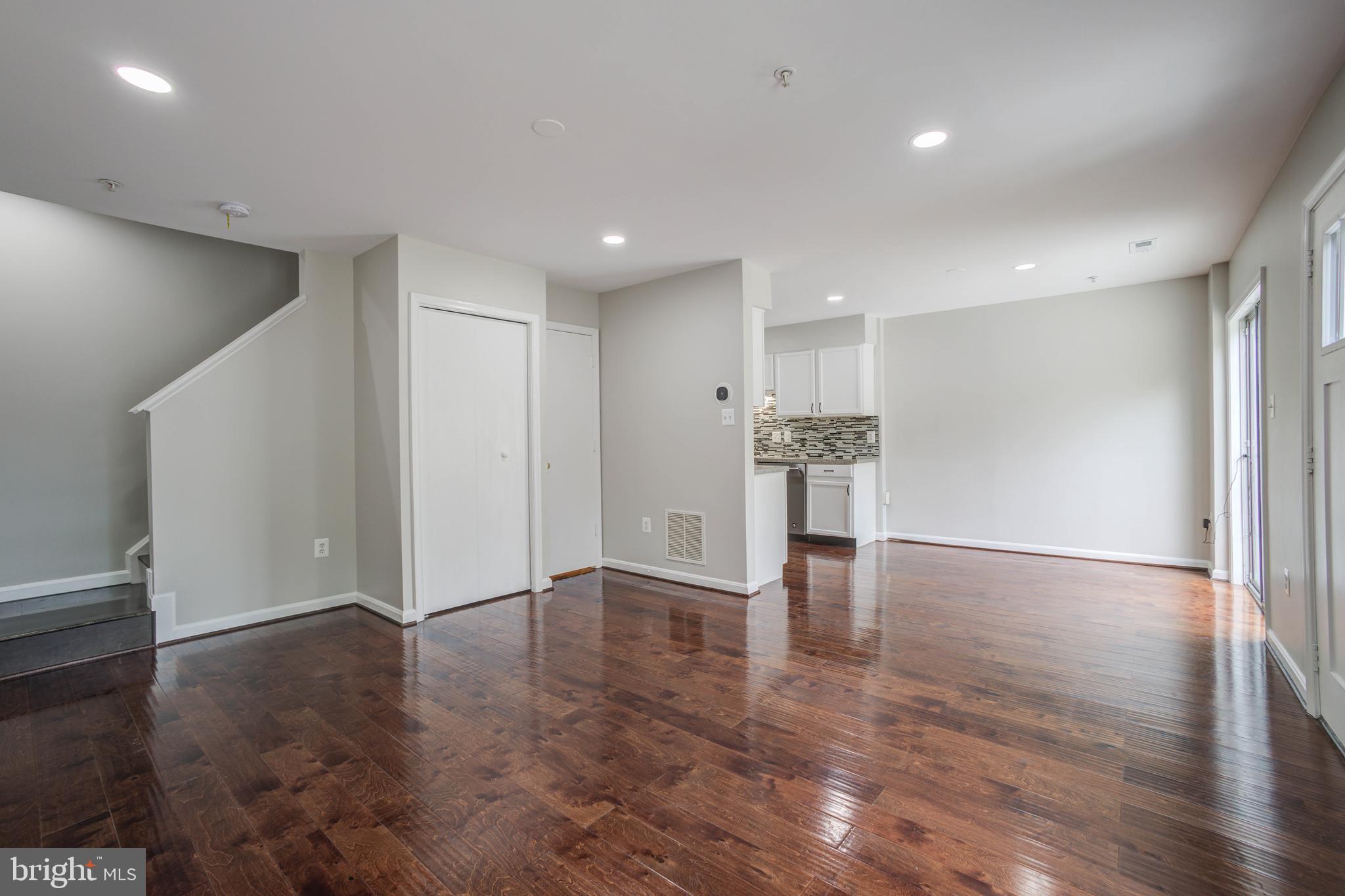 103 Whitestone Way Frederick, MD 21702 - Photo 3 of 28 Gallery Image 3