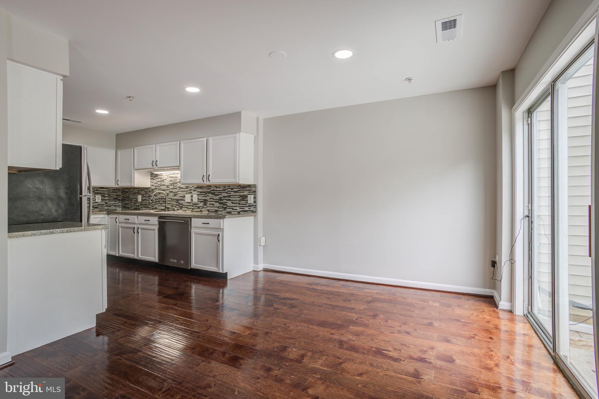 103 Whitestone Way Frederick, MD 21702 - Photo 6 of 28 Gallery Image 6