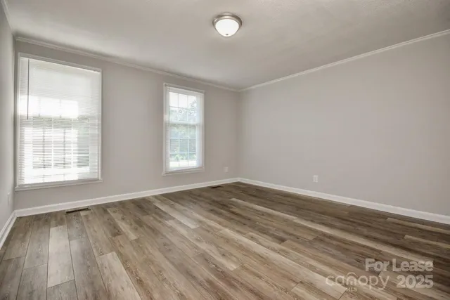 $1,900 | 4792 Highway 73, Iron Station, NC 28080