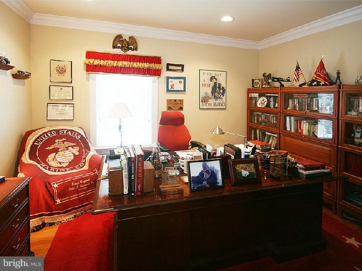 235 Bobwhite Road New Hope, PA 18938 - Photo 14 of 22 Office / Study
