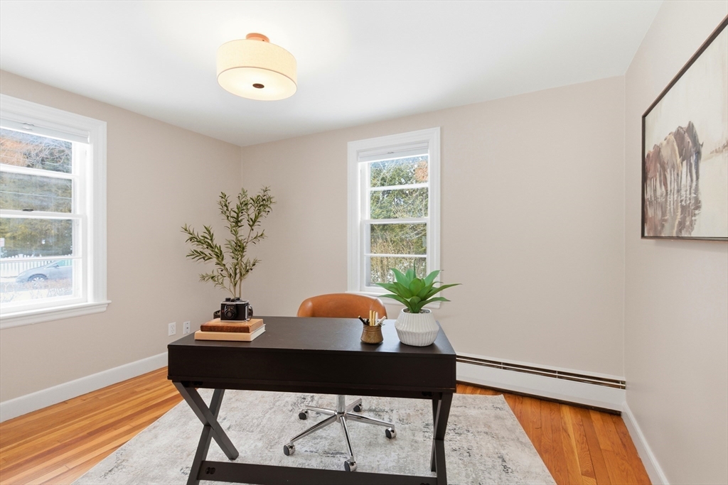 149 Horn Pond Brook Road Winchester, MA 01890 - Photo 17 of 34