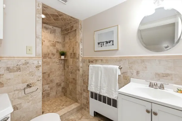 $1,095,000 | 149 Horn Pond Brook Road, Winchester, MA 01890
