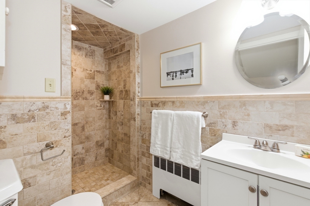 149 Horn Pond Brook Road Winchester, MA 01890 - Photo 20 of 34