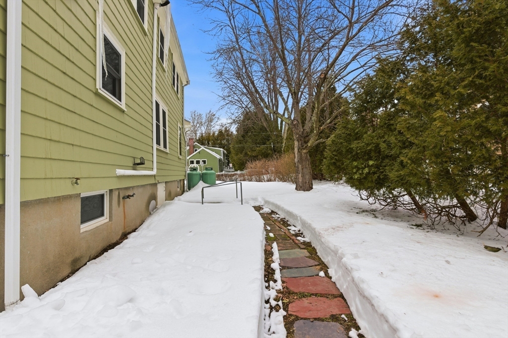 149 Horn Pond Brook Road Winchester, MA 01890 - Photo 26 of 34