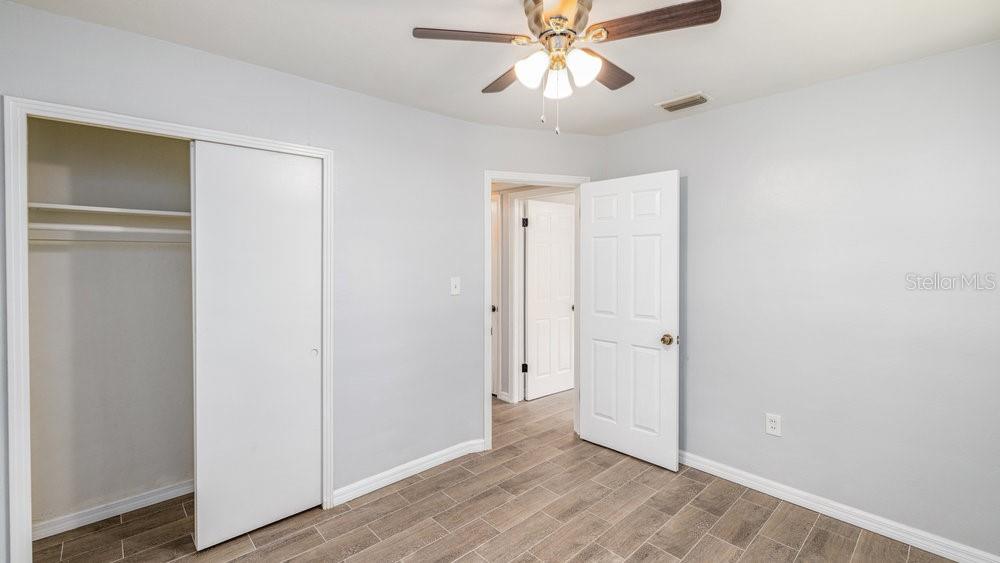 1406 Queensway Road Orlando, FL 32808 - Photo 17 of 31 Gallery Image 17