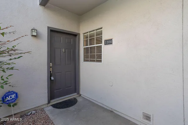 a view of a back yard of the house