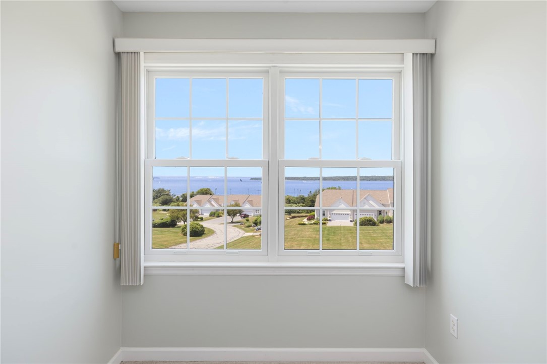 217 Rolling Hill Road, Unit 217 Portsmouth, RI 02871 - Photo 33 of 49