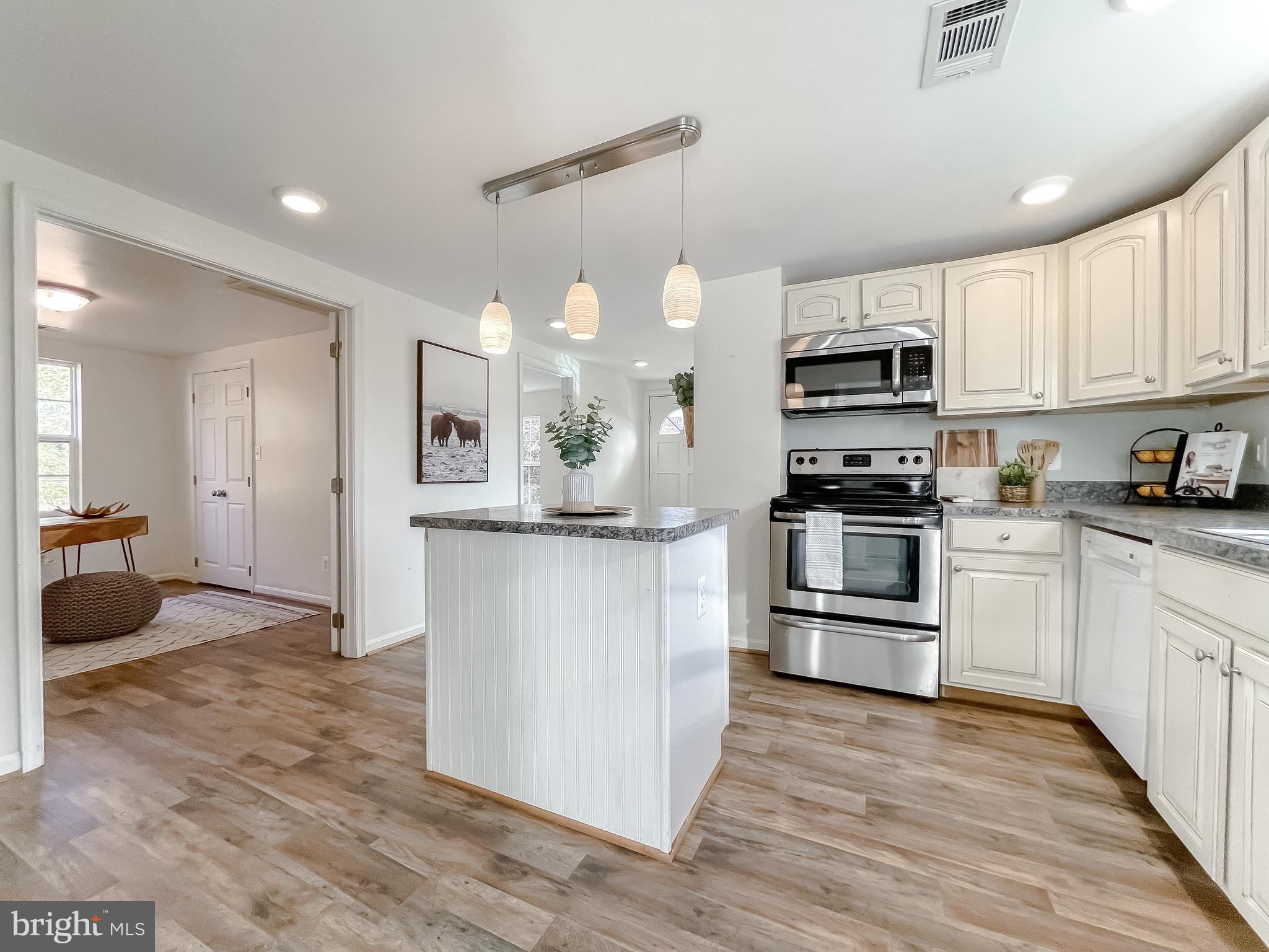 31169 Point Lookout Road Mechanicsville, MD 20659 - Photo 8 of 27 Gallery Image 8