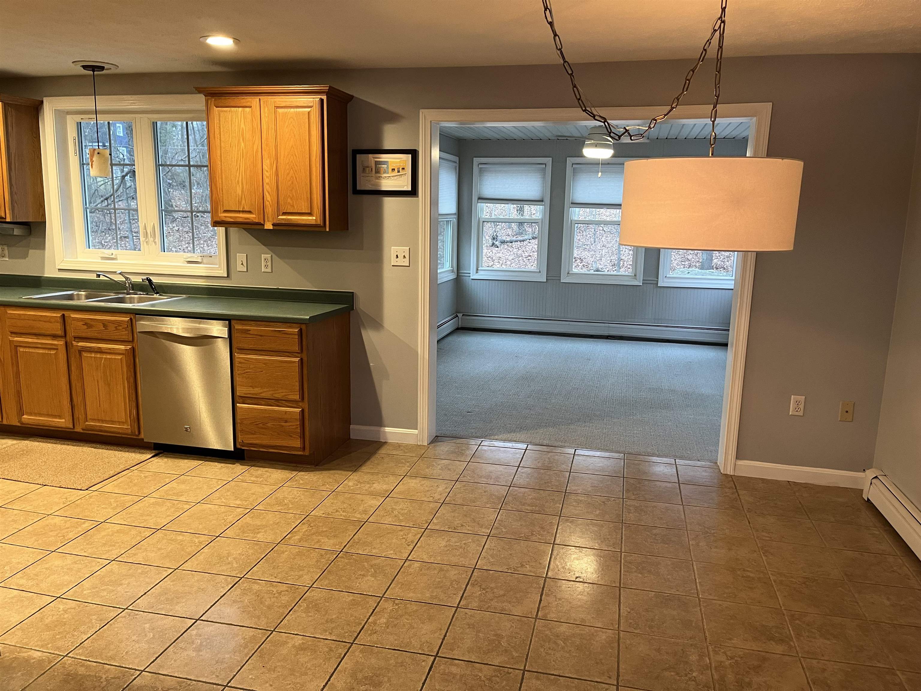 6 Gailor Lane Hooksett, NH 03106 - Photo 11 of 24