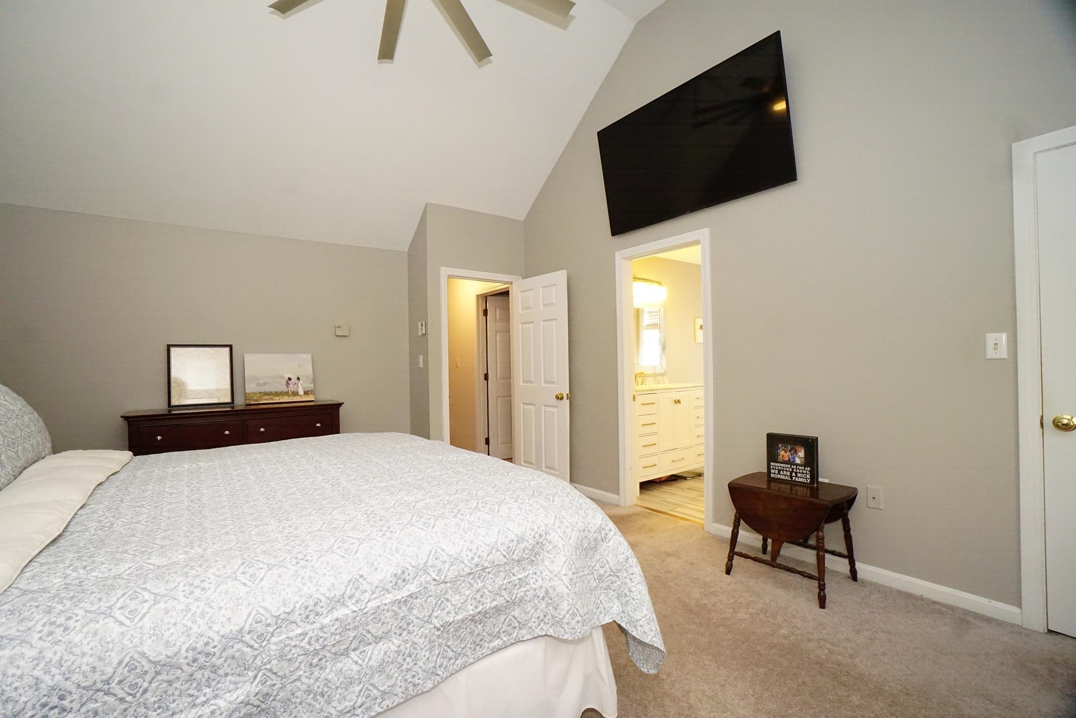 6 Gailor Lane Hooksett, NH 03106 - Photo 15 of 24