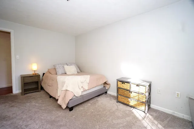 $599,000 | 6 Gailor Lane, Hooksett, NH 03106