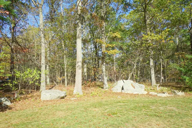 $599,000 | 6 Gailor Lane, Hooksett, NH 03106