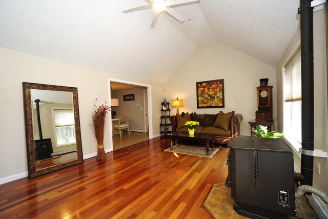 $599,000 | 6 Gailor Lane, Hooksett, NH 03106