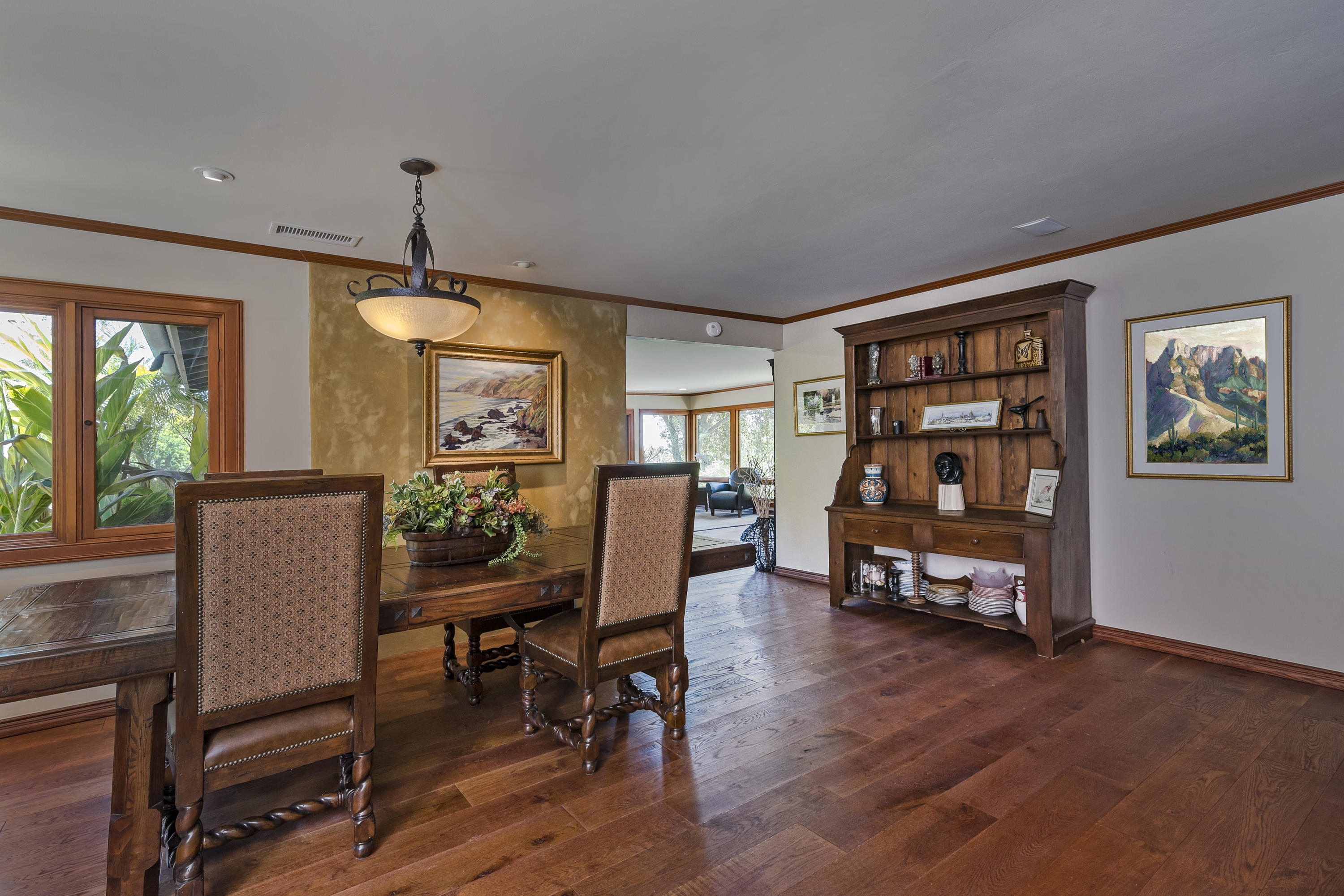 1122 Palomino Road Santa Barbara, CA 93105 - Photo 3 of 21 DINING ROOM