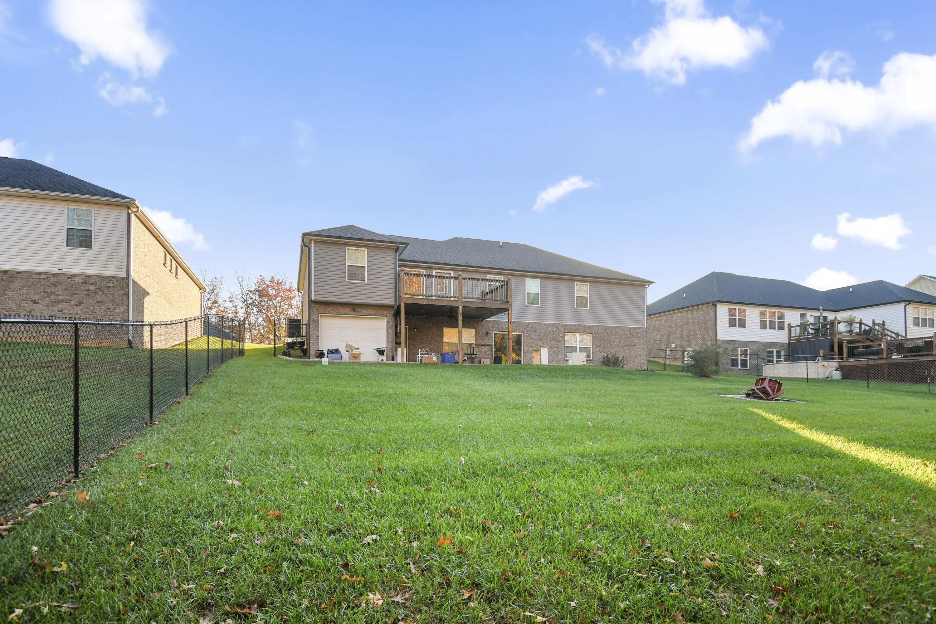 127 Lake Ridge Road Somerset, KY 42503 - Photo 5 of 34 05-DSC_8911