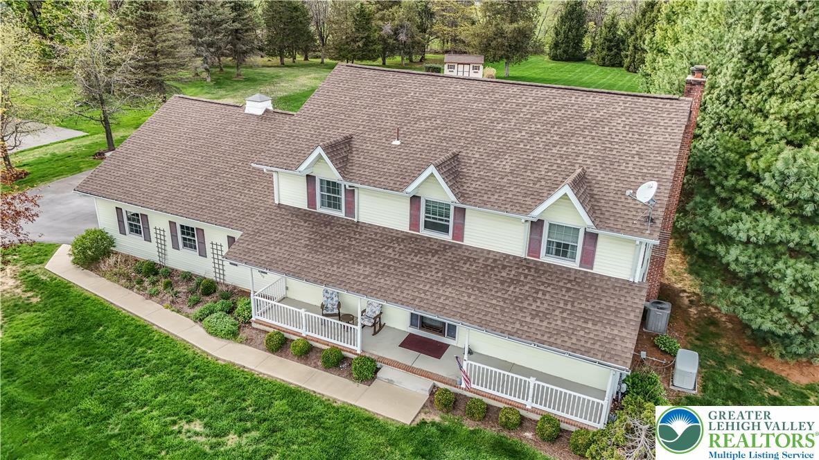 540 Royal Manor Road Easton, PA 18042 - Photo 3 of 64 a aerial view of a house with a yard