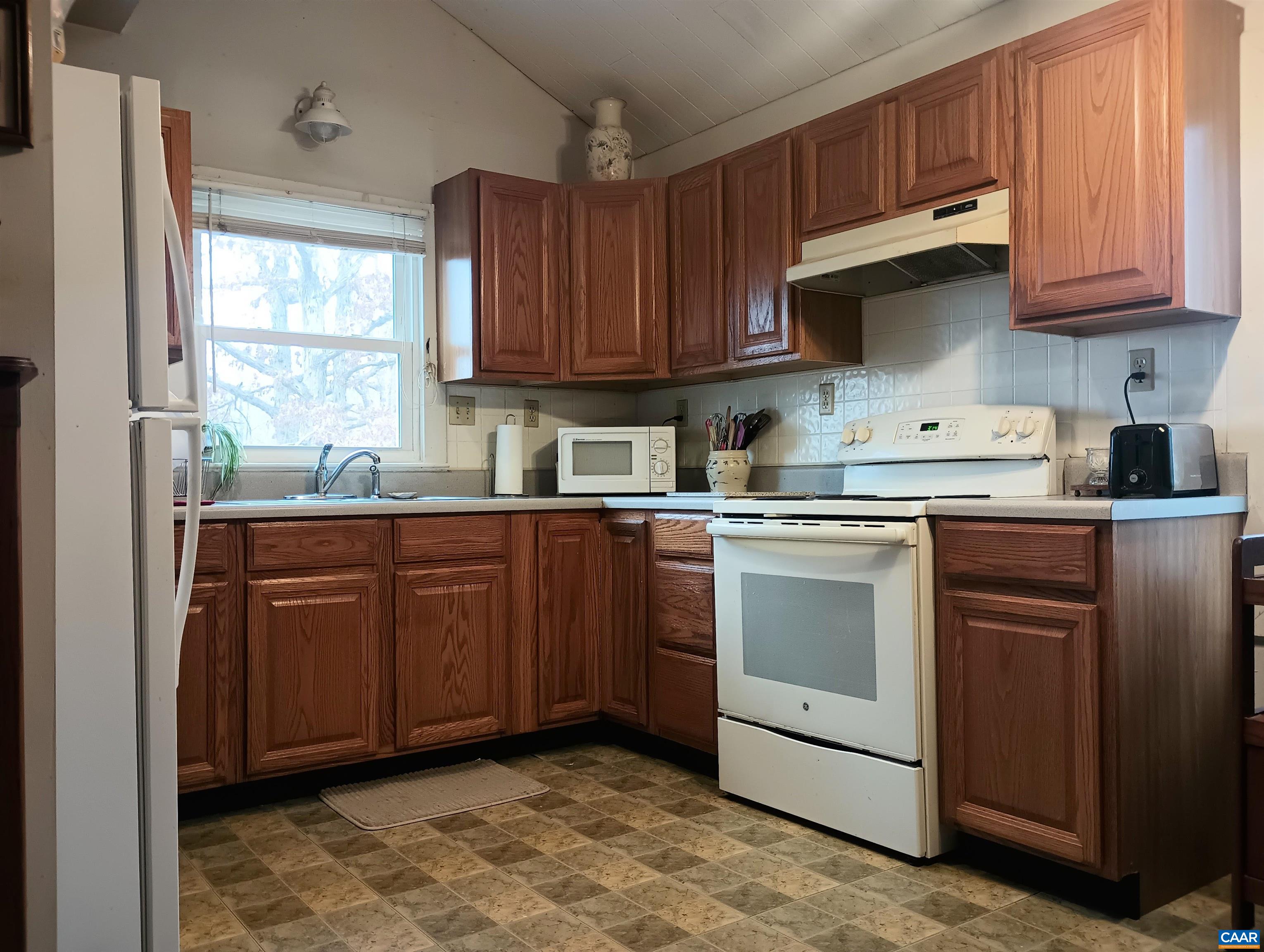 3901 Midland Road Wingina, VA 24599 - Photo 27 of 75