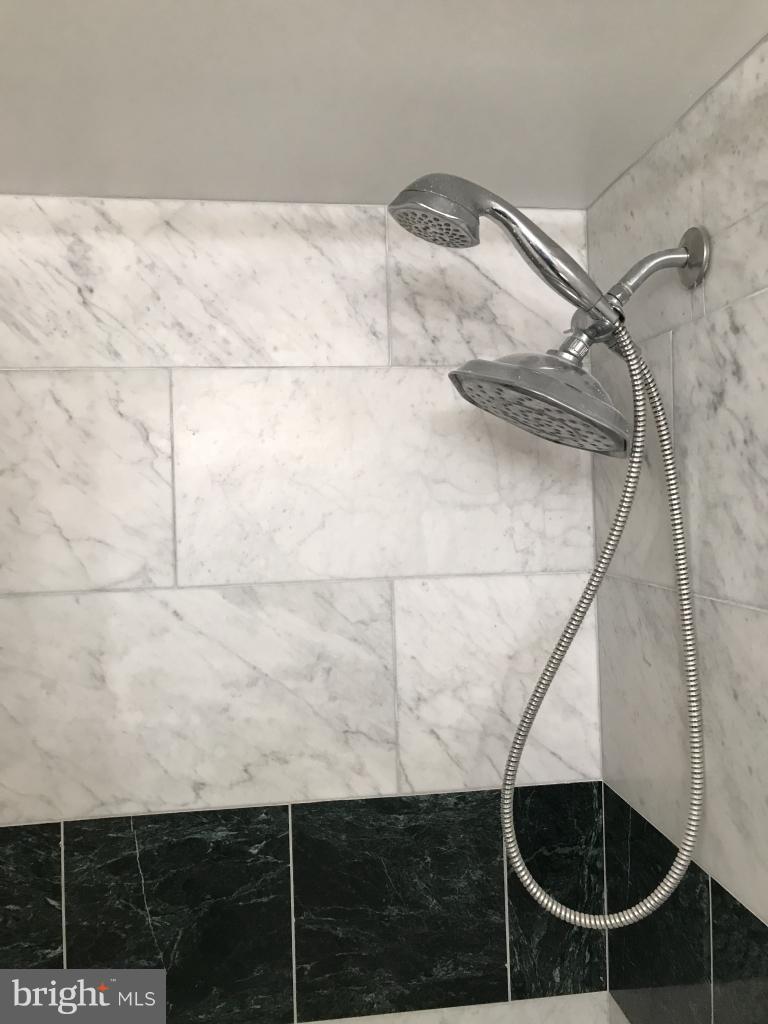 2900 Kings Chapel Road, Unit 10 Falls Church, VA 22042 - Photo 6 of 9 Bath