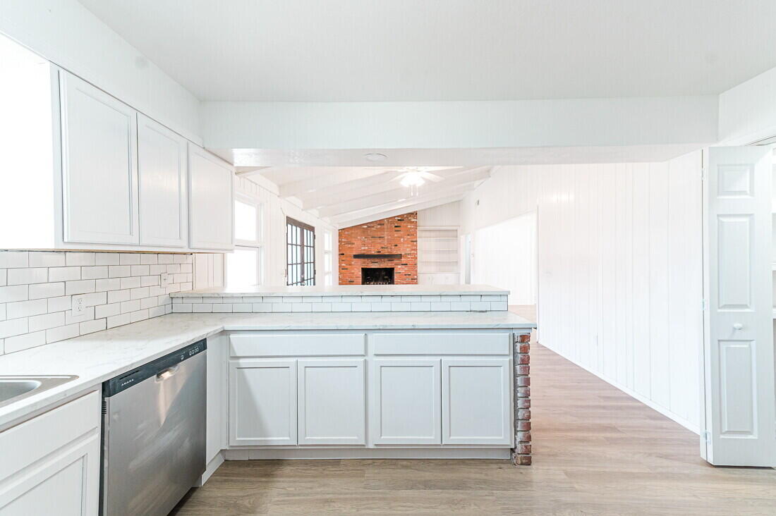 2114 56th Street Lubbock, TX 79412 - Photo 12 of 23 211456thSt-9960