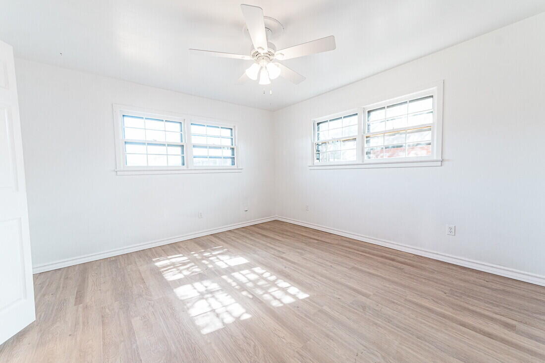 2114 56th Street Lubbock, TX 79412 - Photo 16 of 23 211456thSt-9985