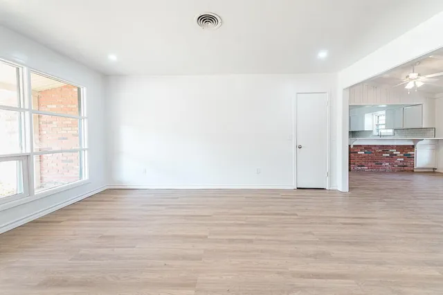 $1,900 | 2114 56th Street, Lubbock, TX 79412