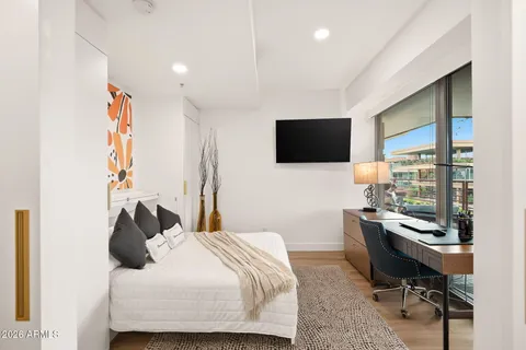 $1,695,000 | 7141 East Rancho Vista Drive, Unit 6008, Scottsdale, AZ 85251