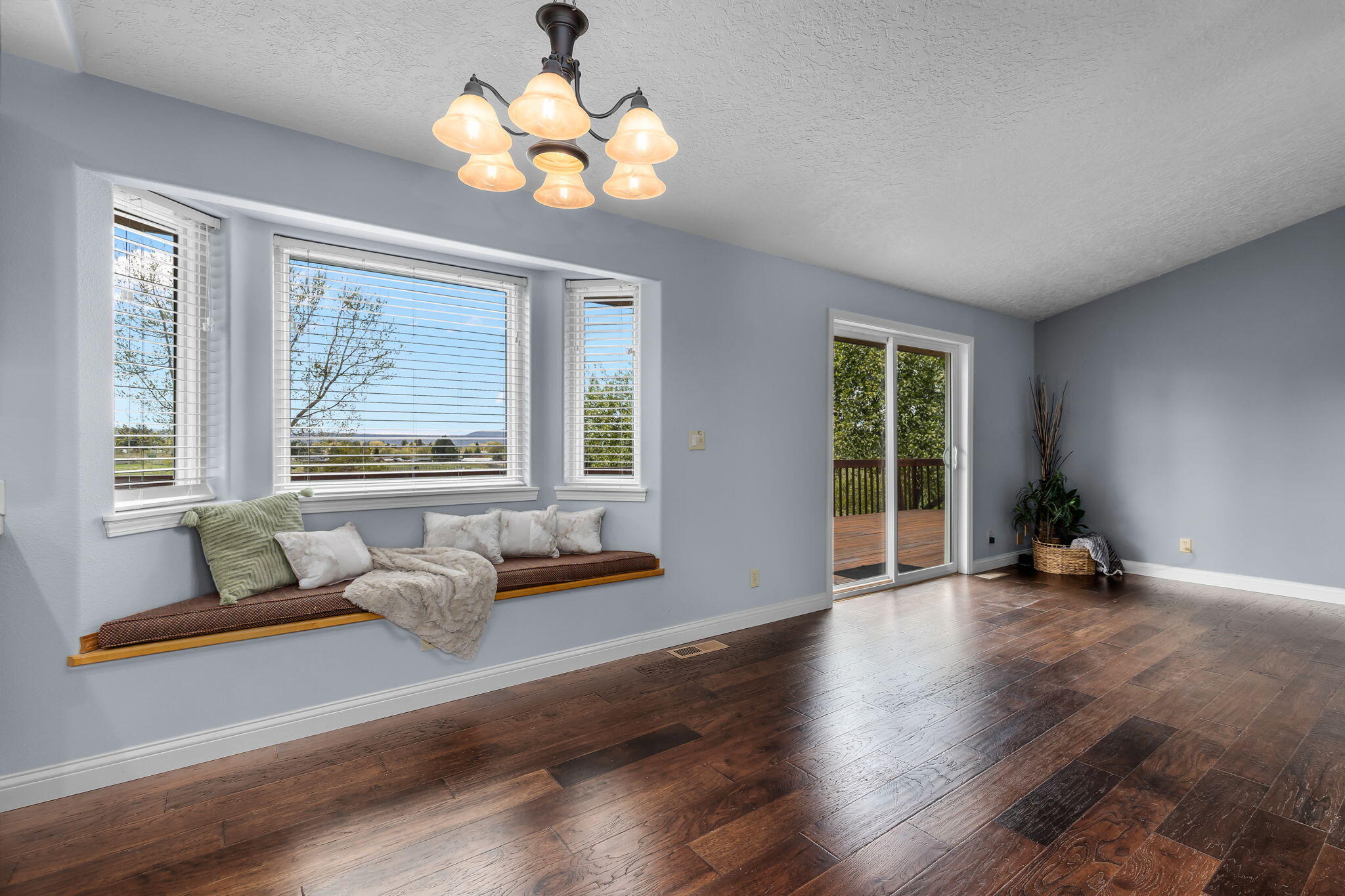 3249 Northeast Yellowpine Road Prineville, OR 97754 - Photo 13 of 56 2026_04_27_3249_ne_yellowpine_road_pv-23