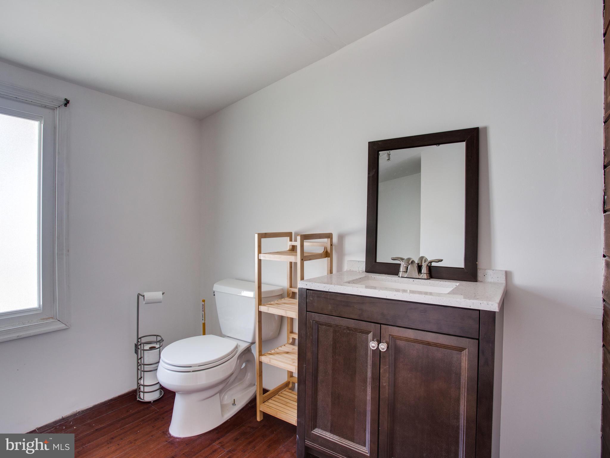 11800 Mente Road Manassas, VA 20112 - Photo 22 of 29 1/2 BA off 2nd Master Bedroom