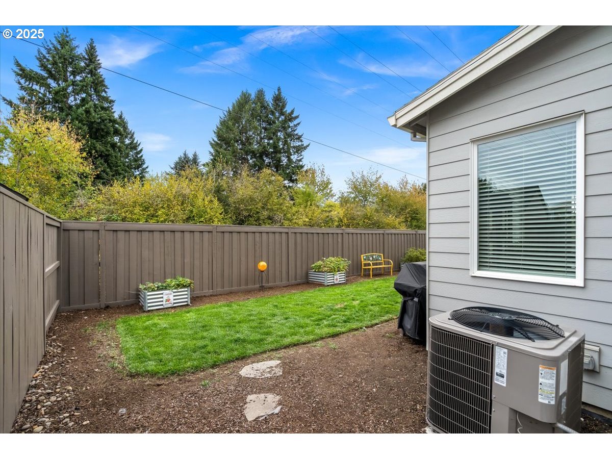 3403 North Holladay Street Cornelius, OR 97124 - Photo 40 of 46
