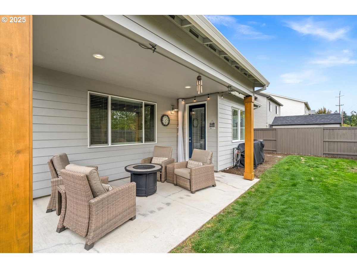 3403 North Holladay Street Cornelius, OR 97124 - Photo 43 of 46