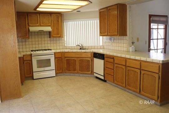 1217 West Robert Avenue Ridgecrest, CA 93555 - Photo 10 of 30 Gallery Image 10