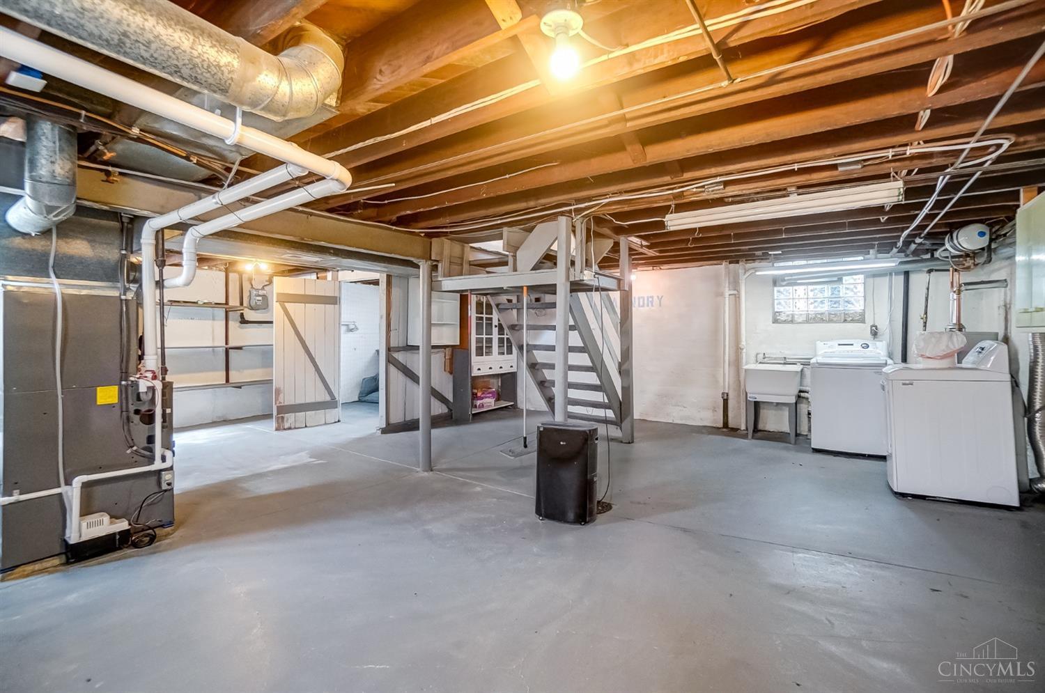 2905 Ruehlman Place Cincinnati, OH 45211 - Photo 30 of 36 Gallery Image 30