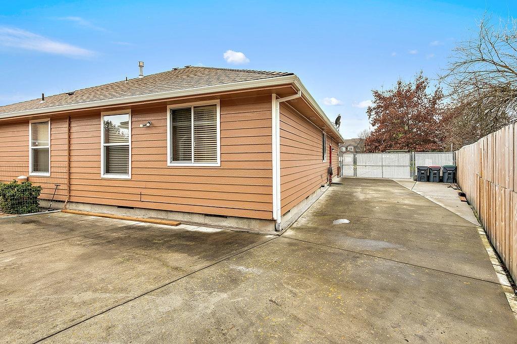 231 Brandon Street Central Point, OR 97502 - Photo 26 of 32 Additional Photo