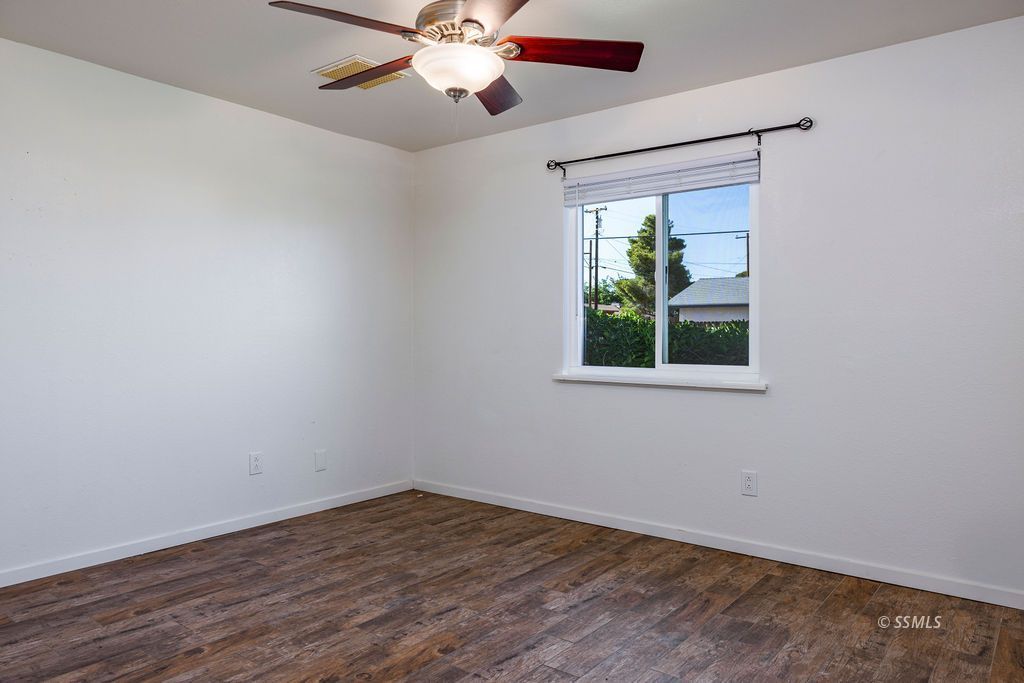 541 East Church Avenue Ridgecrest, CA 93555 - Photo 16 of 32