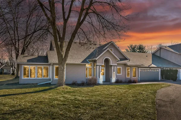 $345,000 | 2562 Manitou Lane, White Bear Lake, MN 55110