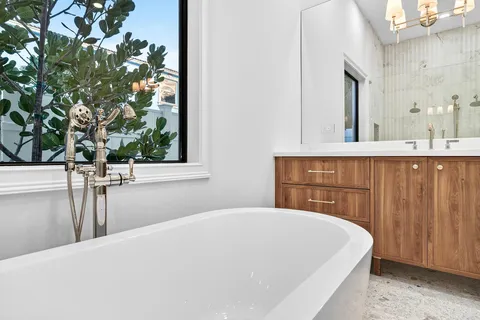 $4,499,500 | 109 Arlington Place, West Palm Beach, FL 33405