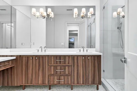 $4,499,500 | 109 Arlington Place, West Palm Beach, FL 33405