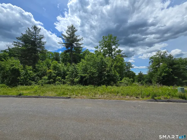 $174,900 | 8 Break Maiden Lane, Harwinton, CT 06791