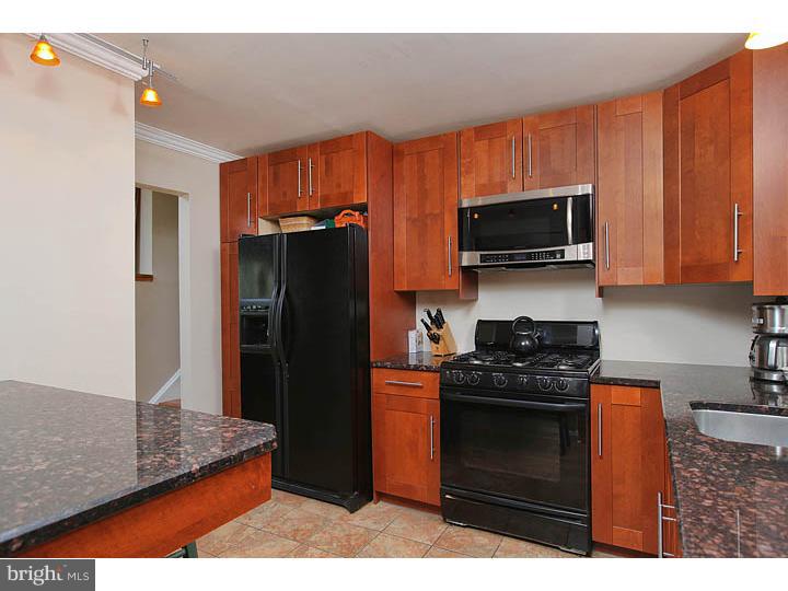 79 Winding Way Road Stratford, NJ 08084 - Photo 9 of 18