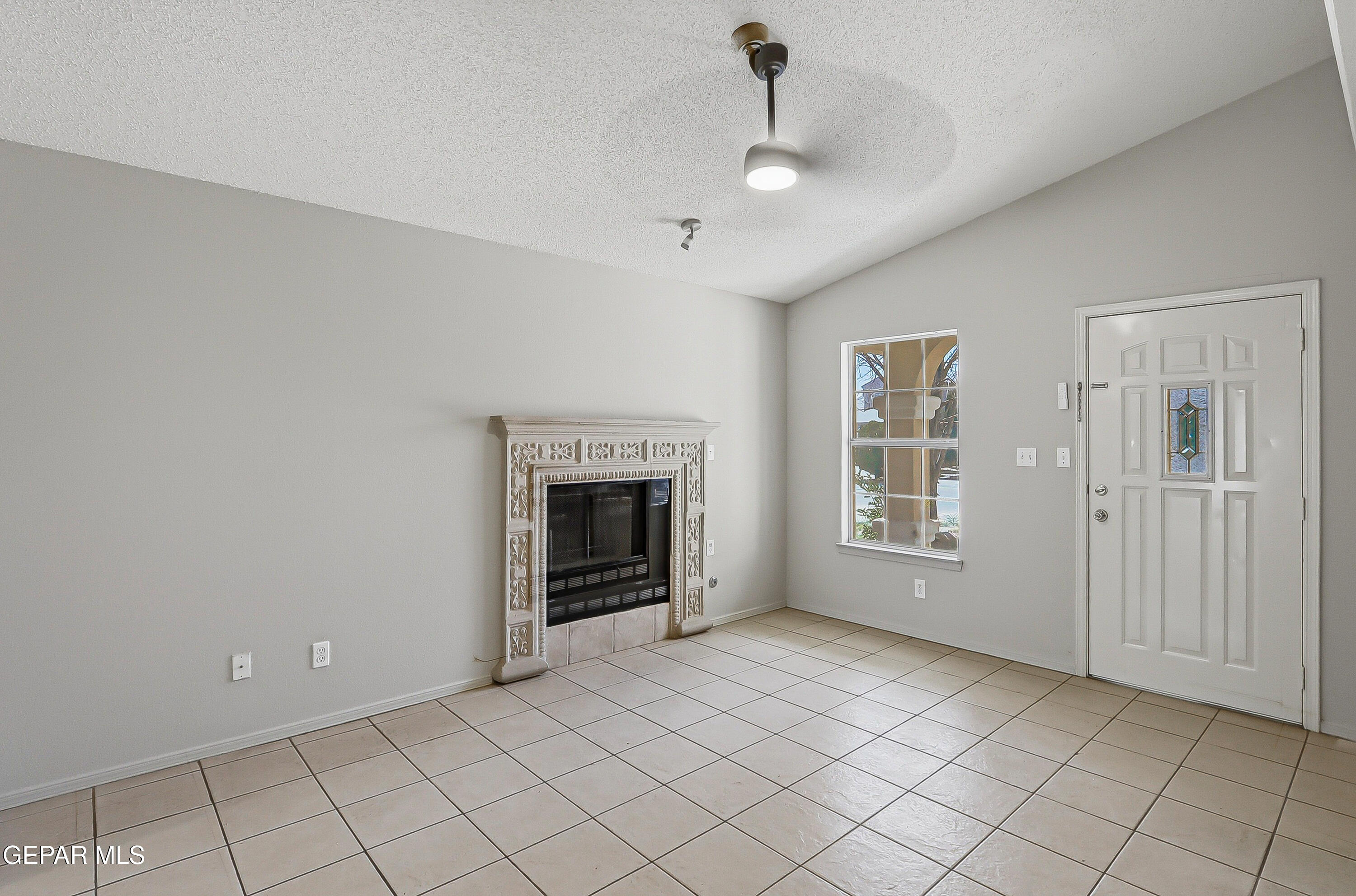 12353 Tierra Apache Road El Paso, TX 79938 - Photo 16 of 33 20-print-IMG_5690