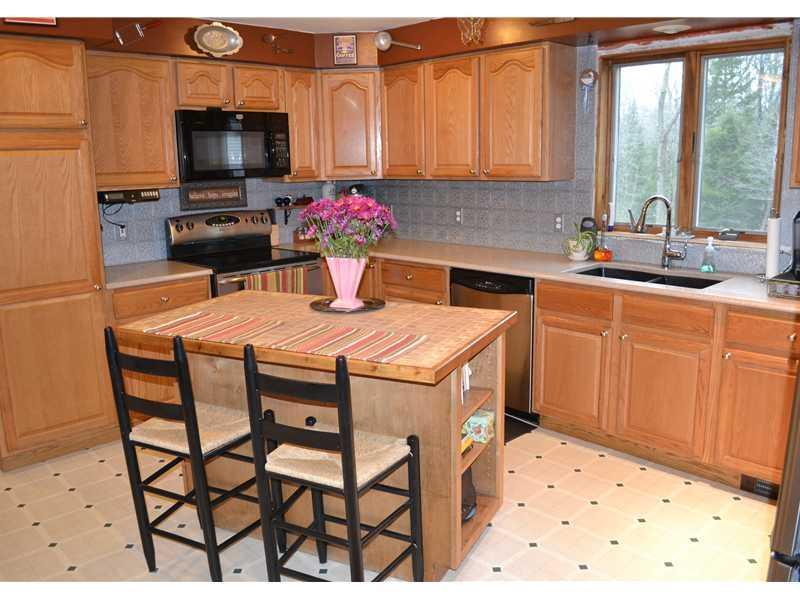 541 Kelley Road Pittston, ME 04345 - Photo 7 of 31 Kitchen.