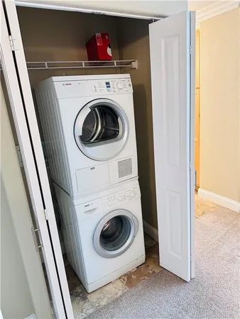 $199,500 | 700 East 8th Street, Unit 4J, Kansas City, MO 64106