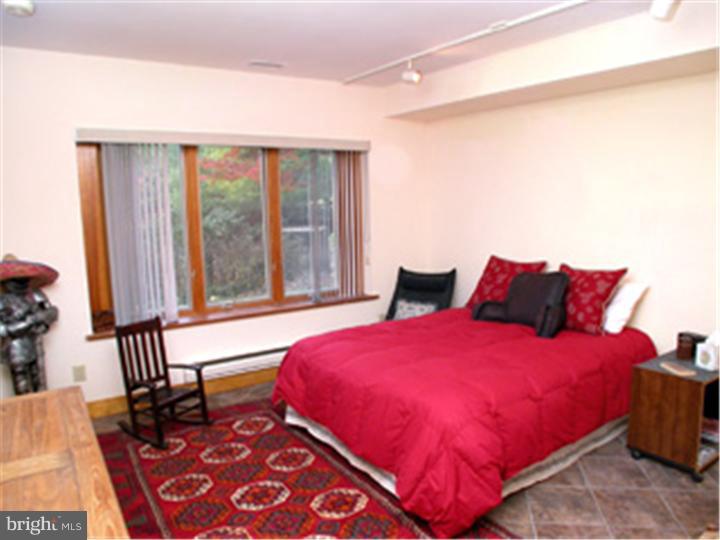 246 Valley Road Media, PA 19063 - Photo 8 of 14