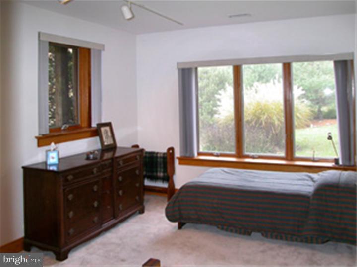 246 Valley Road Media, PA 19063 - Photo 9 of 14