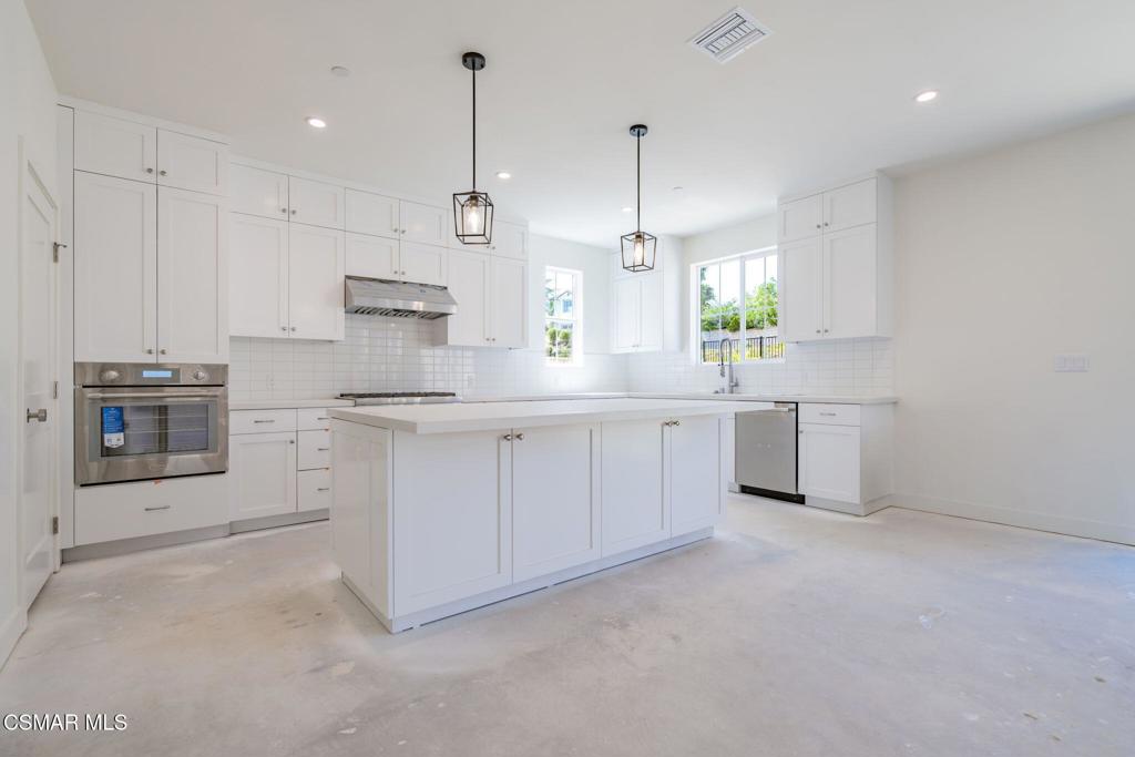 4699 Summit Avenue Simi Valley, CA 93063 - Photo 20 of 64