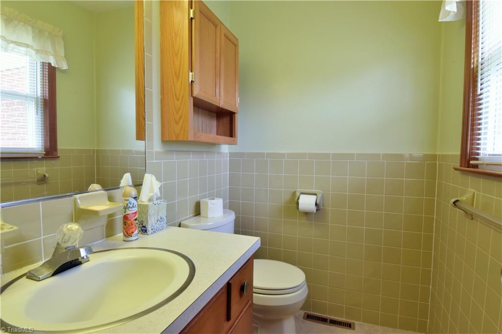 804 Shoals Road Pinnacle, NC 27043 - Photo 19 of 30