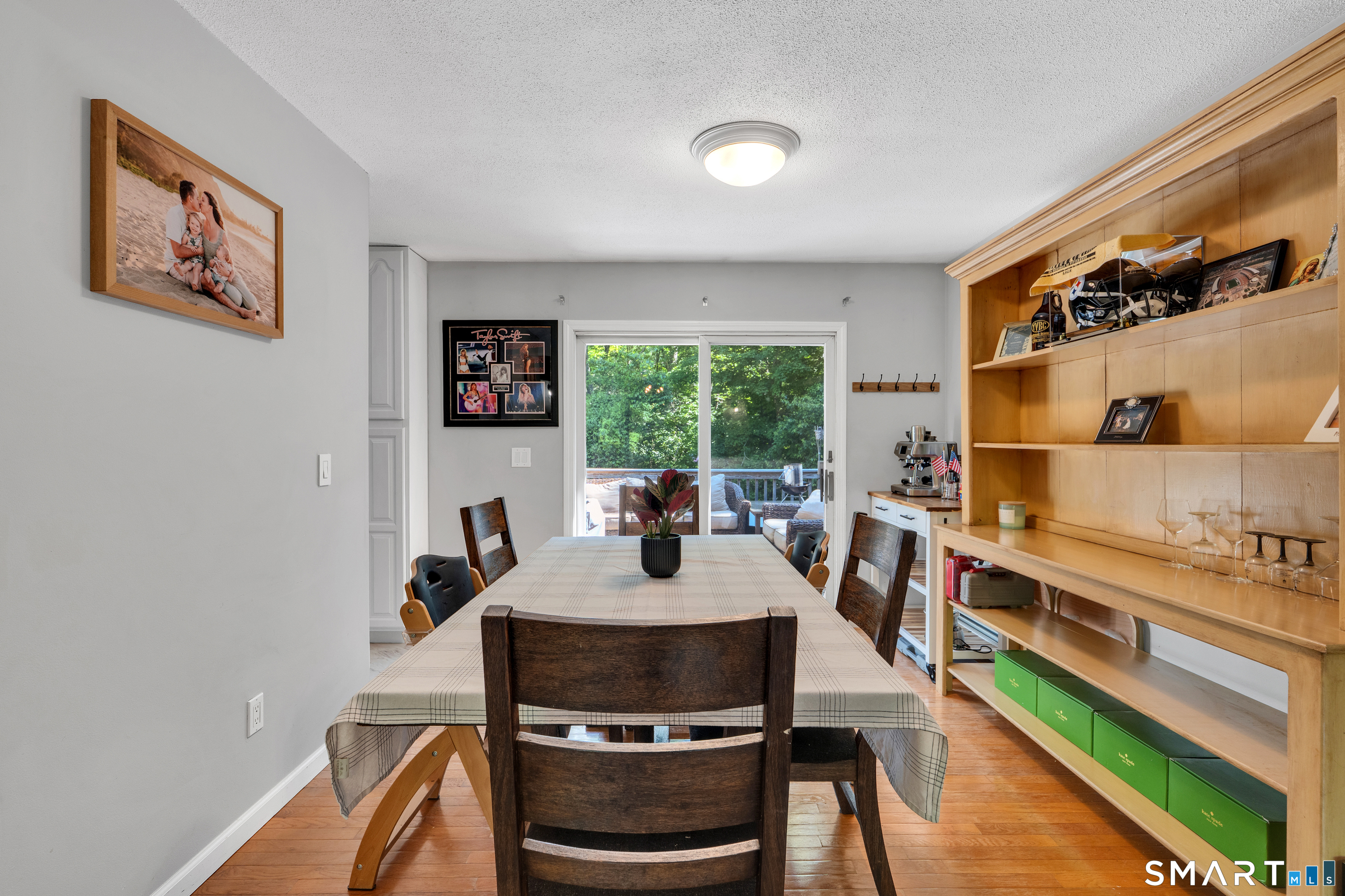 1455 Old Colchester Road Montville, CT 06370 - Photo 13 of 35