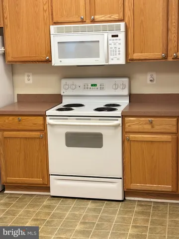 a close view of sink and tap