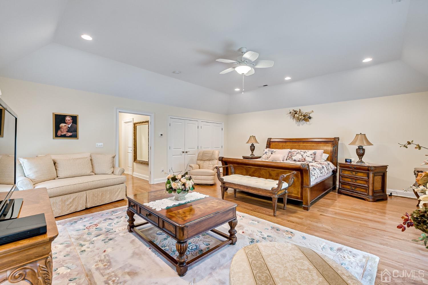 164 Parsonage Road Edison, NJ 08837 - Photo 17 of 34